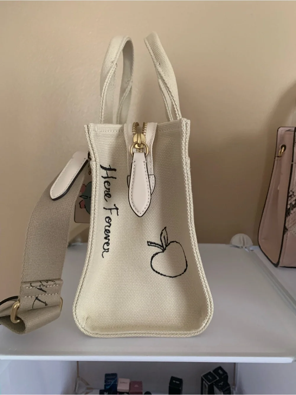 COACH Cargo Tote 26 Sketch Print White CAM73 New - Picture 5 of 6